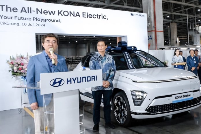 President of Hyundai Motor Asia Pacific, Sunny Kim, memberikan pidato saat produksi perdana all-new KONA Electric di PT Hyundai Motor Manufacturing Indonesia.