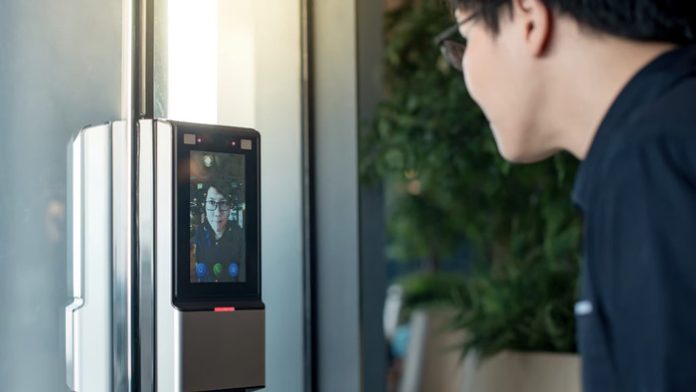 SignSecure now offers a facial recognition, adding a secure and convenient layer of biometric authentication.