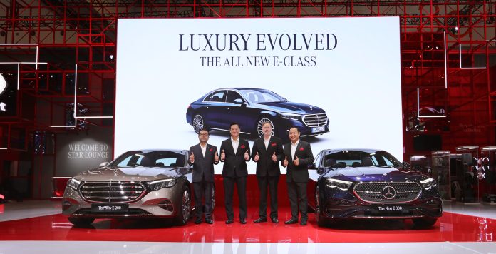 Mercedes-Benz Indonesia mengumumkan partisipasinya kembali di GIIAS 2024 dengan empat model baru yang menawarkan kemewahan.