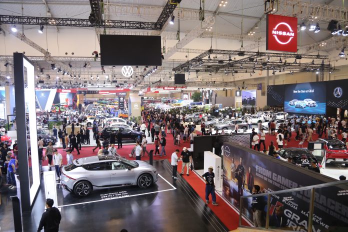 Pengunjung GAIKINDO Indonesia International Auto Show akan merasakan sensasi hadir menjadi pengunjung VIP GIIAS 2024.