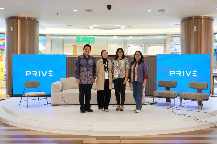 PRIVE berkolaborasi dengan Himpunan Desainer Interior Indonesia (HDII) menghadirkan pengalaman estetika di Jakarta Fashion Week (JFW) 2025.